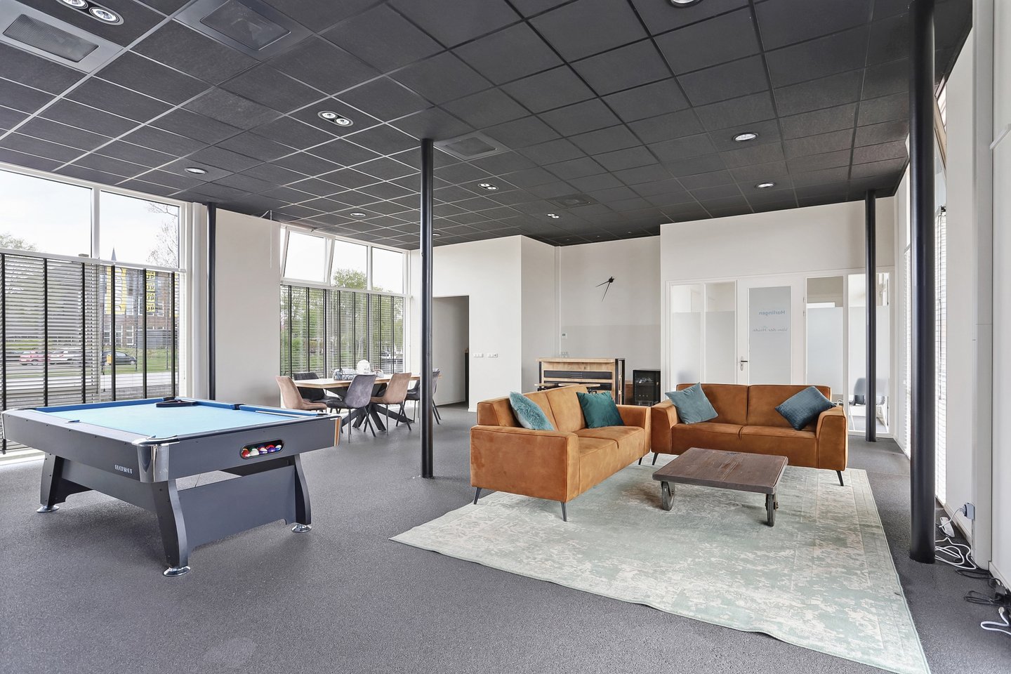 Bekijk foto 4 van Stationsweg 2