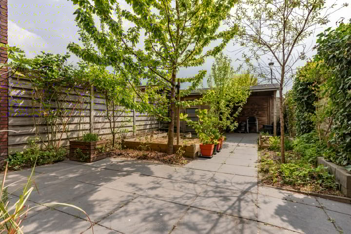 Photo 24 of Akker 41