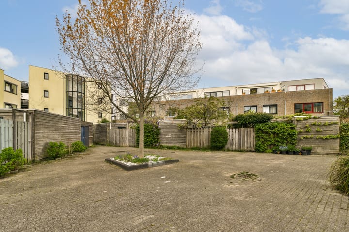 Foto 32 van Sis Heijsterpad 52