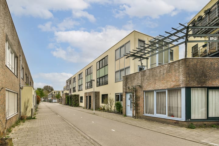 Foto 3 van Sis Heijsterpad 52