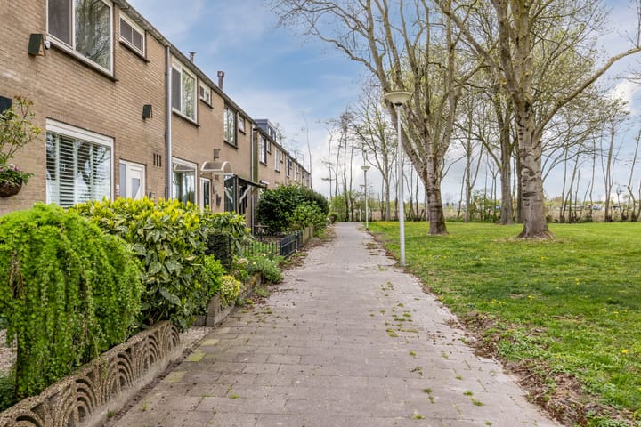 Photo 36 of Haagwinde 62