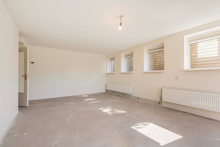 Foto 12 van Anjelierlaan 10-A