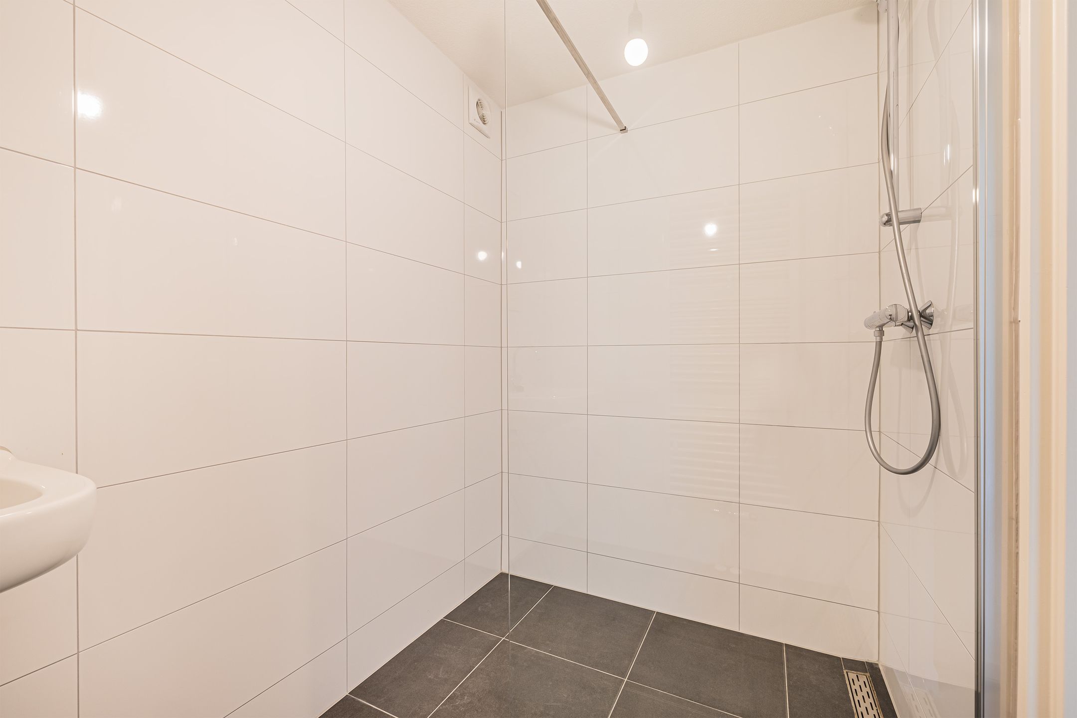 Foto 15 van Anjelierlaan 10-A