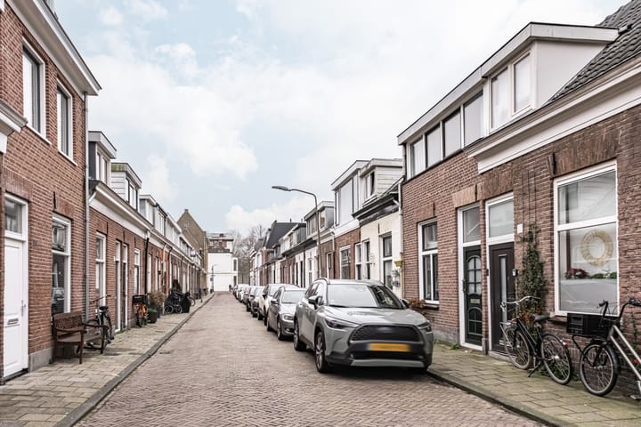 Foto 25 van Jan Steenstraat 36