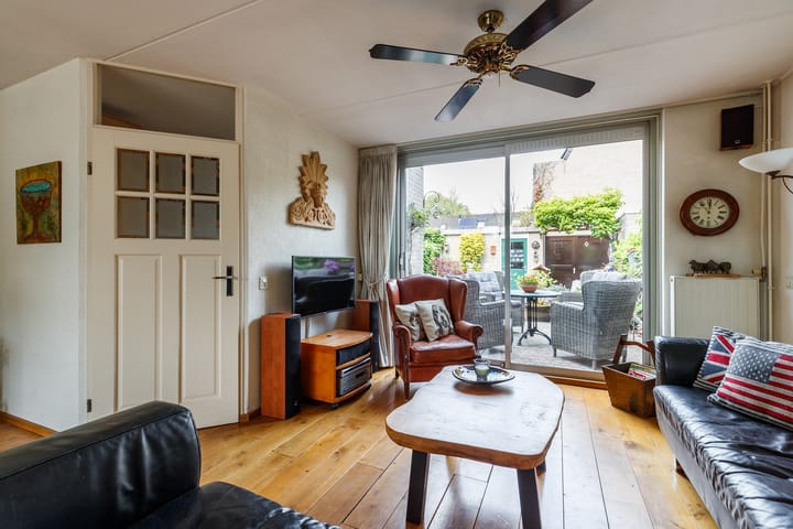 Foto 8 van Bogotadreef 8