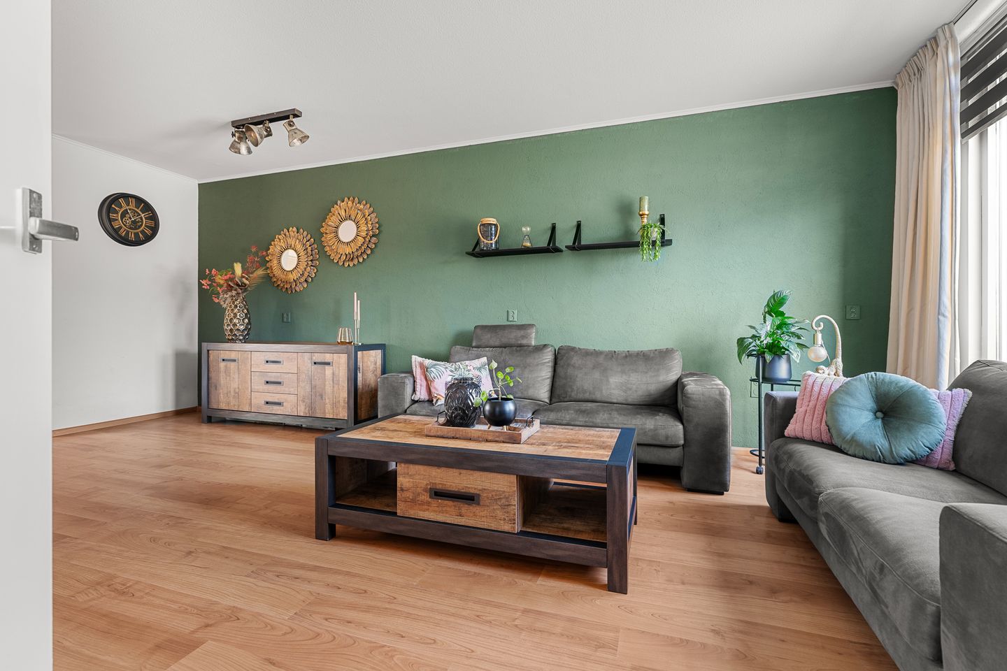 Foto 10 van Zellersacker 2134