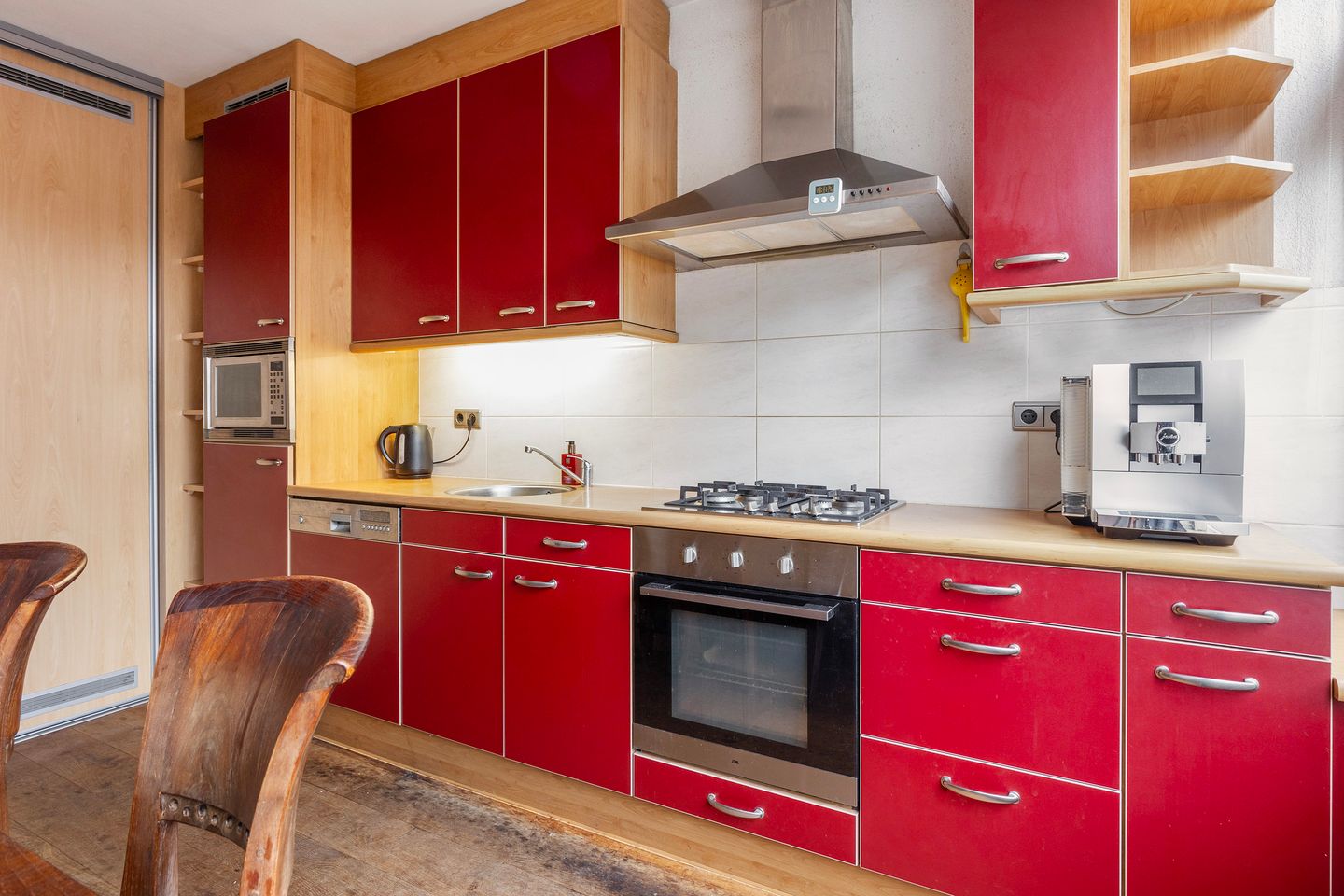 Photo 4 of Schrijnwerkershorst 234