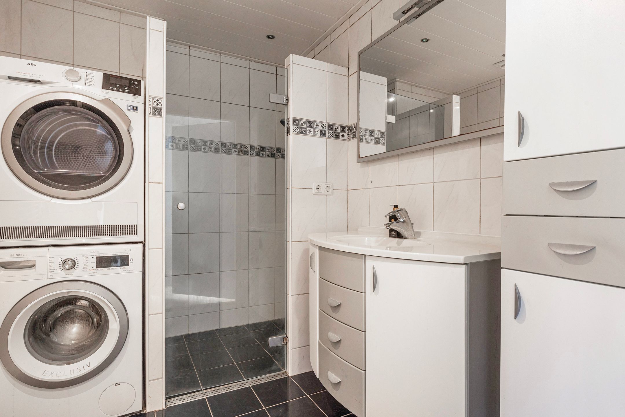 Photo 24 of Schrijnwerkershorst 234