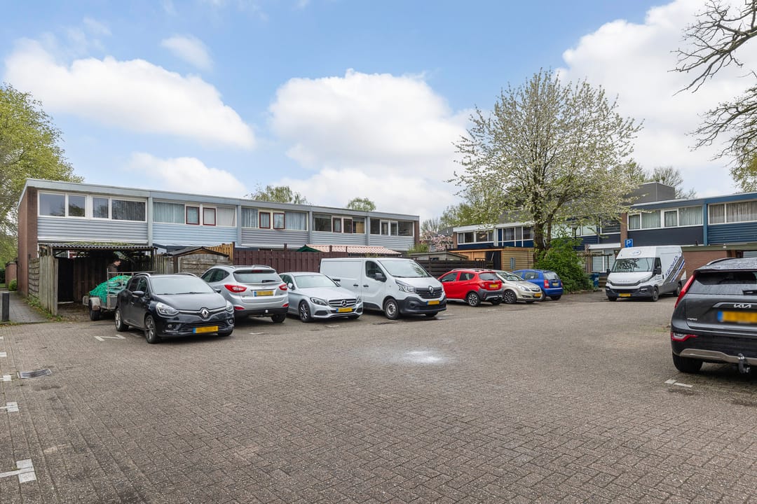 Photo 28 of Schrijnwerkershorst 234