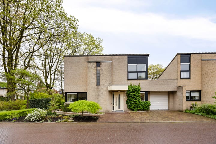 Foto 2 van Eugène Lückerstraat 1