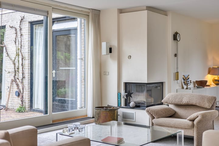 Foto 8 van Eugène Lückerstraat 1