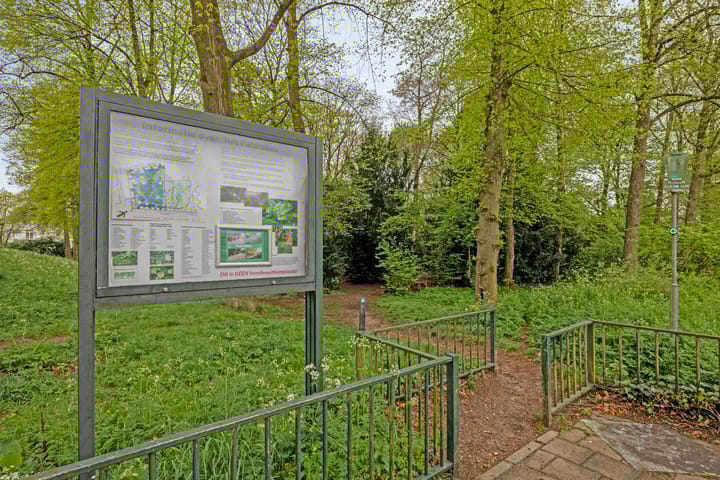 Foto 37 van Eugène Lückerstraat 1