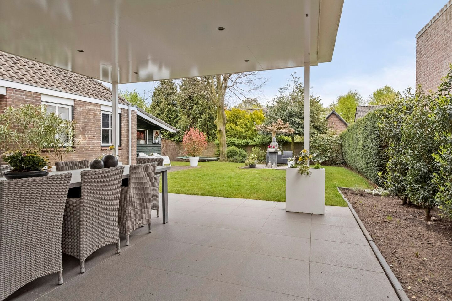 Photo 35 of Heeleind 73