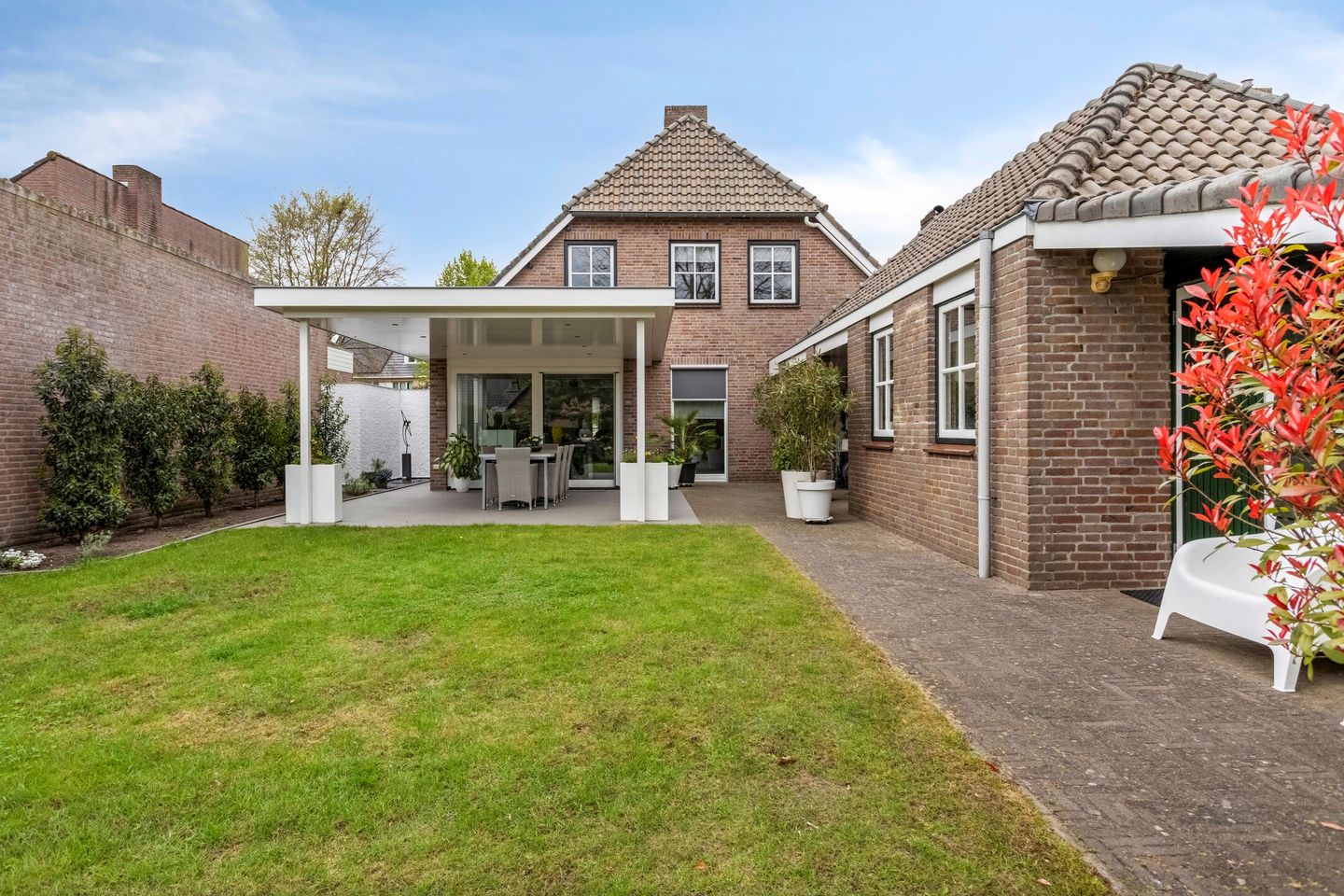 Photo 4 of Heeleind 73