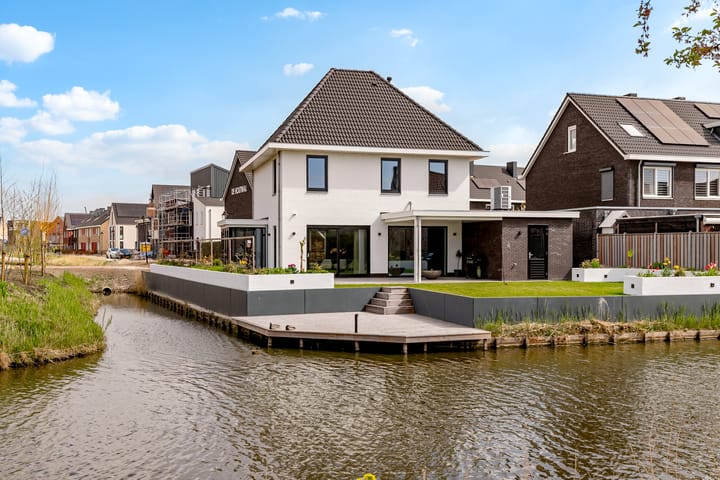 Foto 5 van Richard Feynmanstraat 29