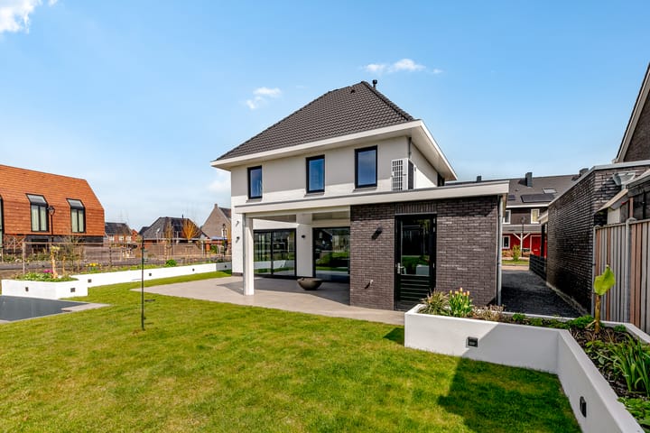 Foto 64 van Richard Feynmanstraat 29