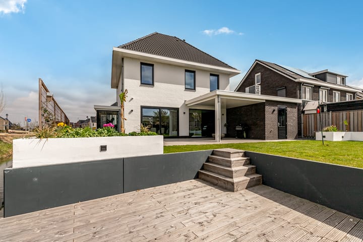 Foto 68 van Richard Feynmanstraat 29