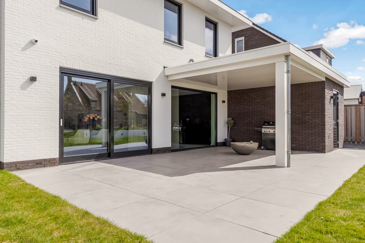 Foto 69 van Richard Feynmanstraat 29