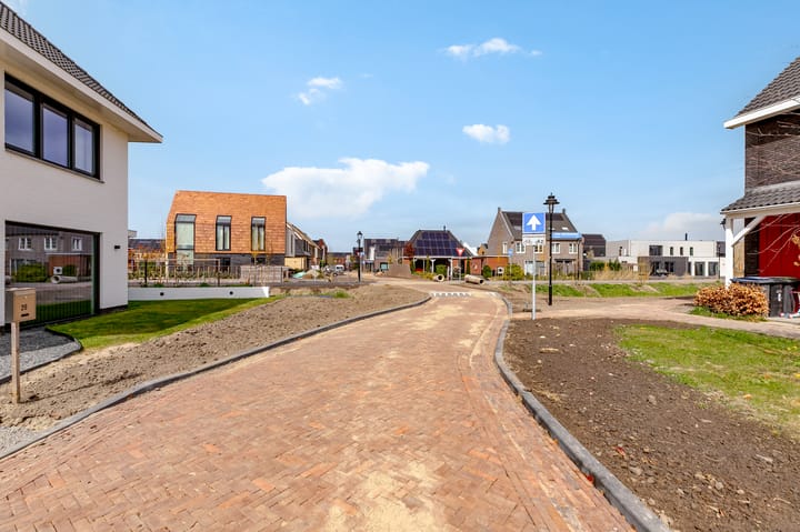 Foto 75 van Richard Feynmanstraat 29