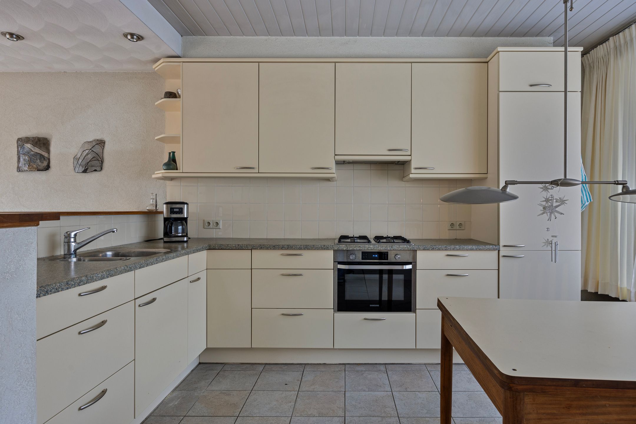 Photo 3 of Liviuslaan 77