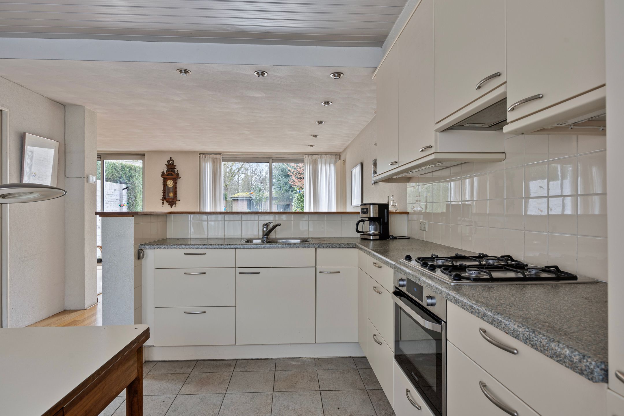 Photo 21 of Liviuslaan 77