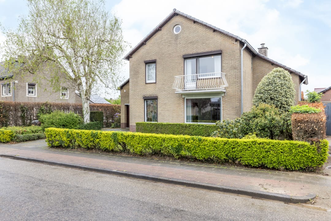 Foto 2 van Burgemeester van de Loostraat 2