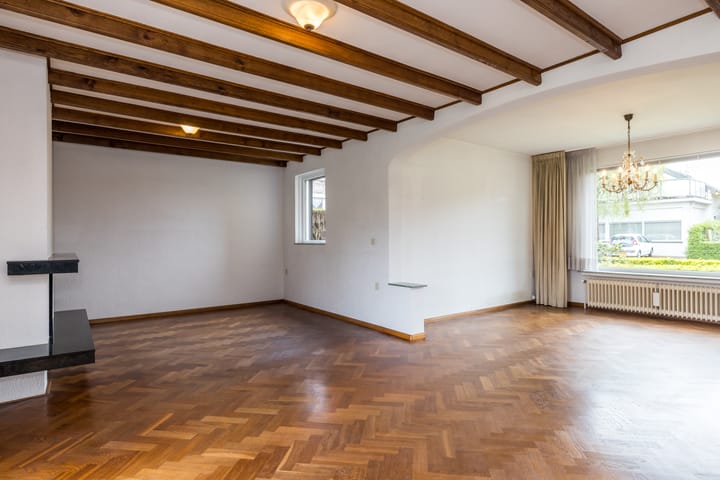 Foto 7 van Burgemeester van de Loostraat 2