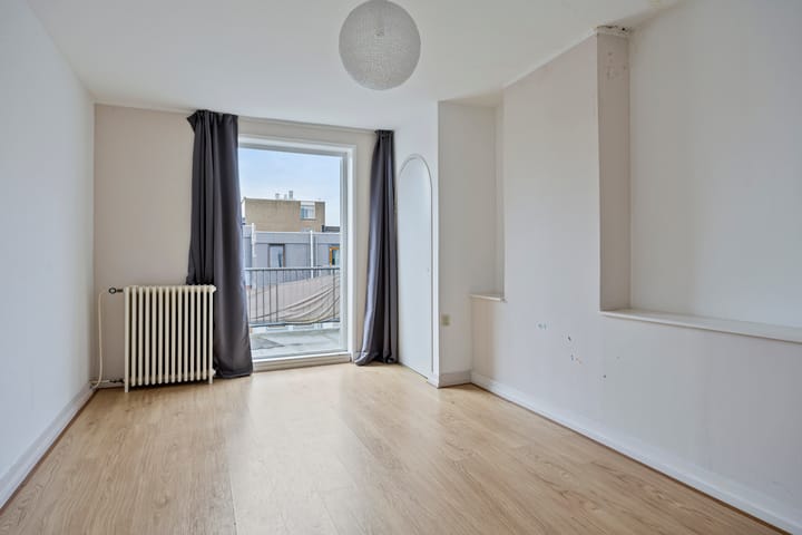 Foto 12 van Loosduinsekade 120