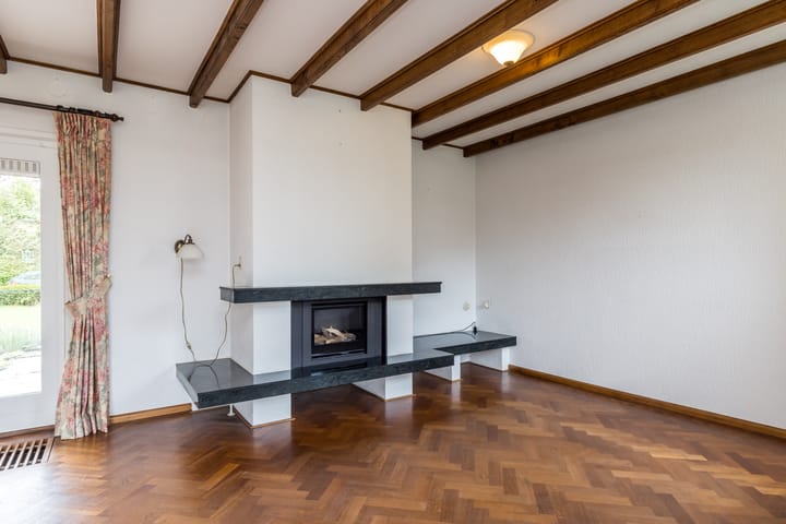 Foto 11 van Burgemeester van de Loostraat 2