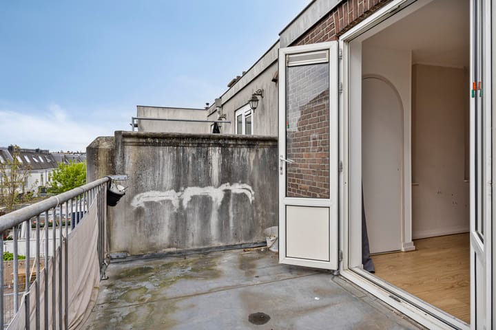 Foto 16 van Loosduinsekade 120