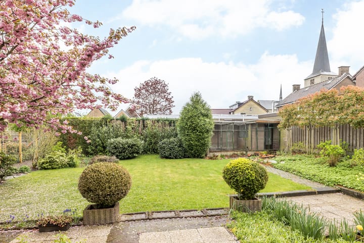 Foto 33 van Burgemeester van de Loostraat 2