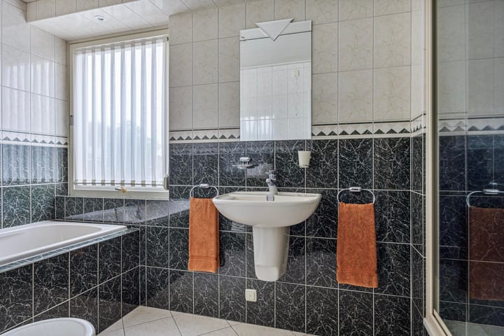 Photo 19 of Graafseweg 668