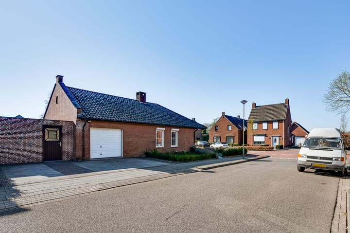 Photo 2 of Streekelsweg 2