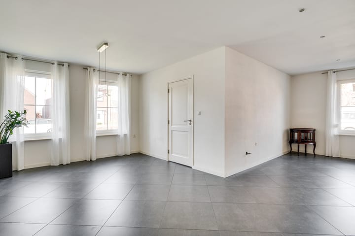 Photo 9 of Streekelsweg 2