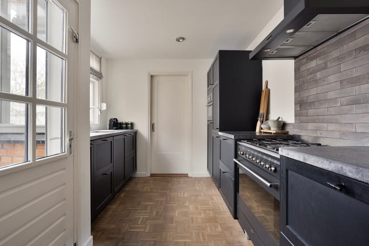 Foto 6 van Canadalaan 9