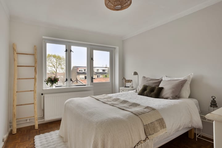 Foto 12 van Canadalaan 9