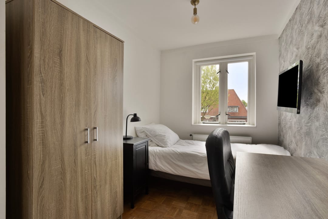 Foto 16 van Canadalaan 9