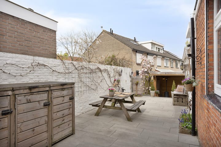 Foto 19 van Canadalaan 9