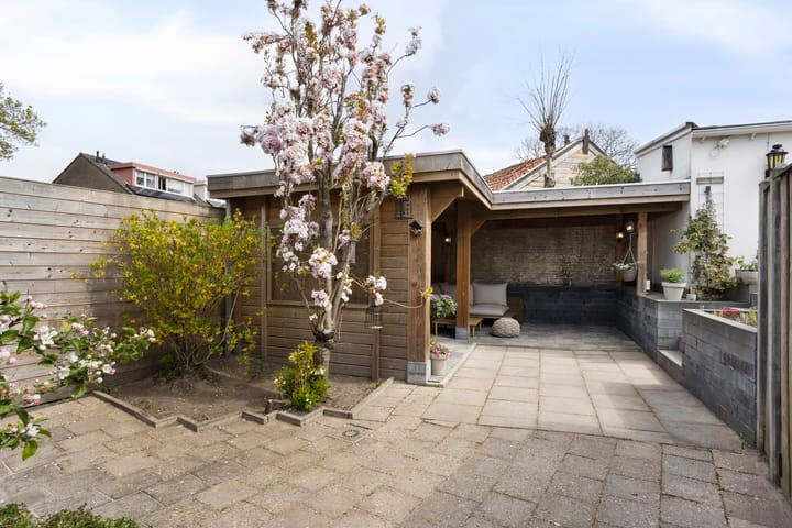 Foto 24 van Canadalaan 9