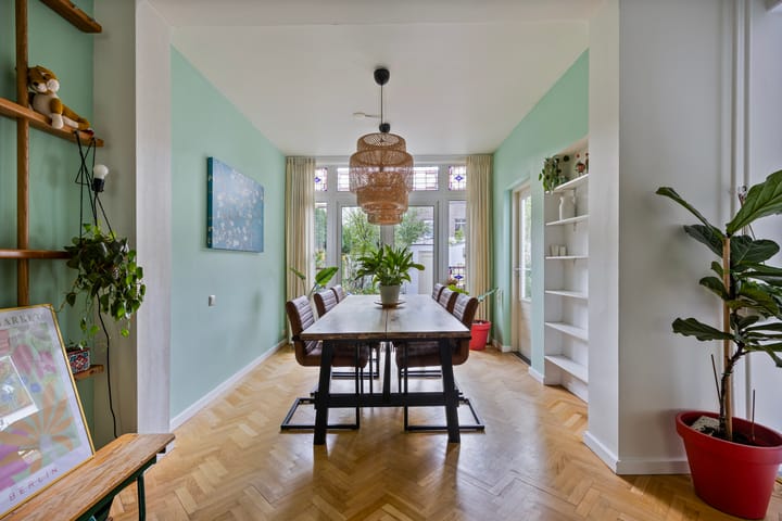 Photo 9 of Waldeck Pyrmontstraat 57