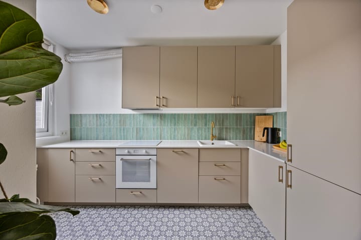 Photo 10 of Waldeck Pyrmontstraat 57