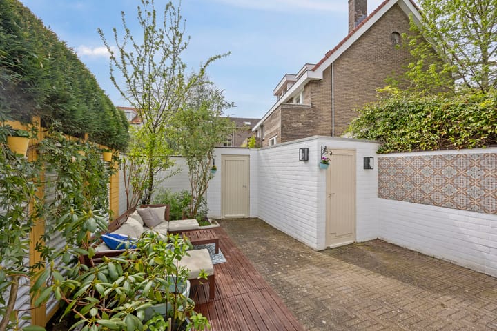 Photo 16 of Waldeck Pyrmontstraat 57