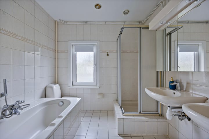 Photo 25 of Waldeck Pyrmontstraat 57