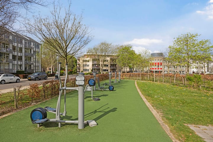 Photo 35 of Waldeck Pyrmontstraat 57