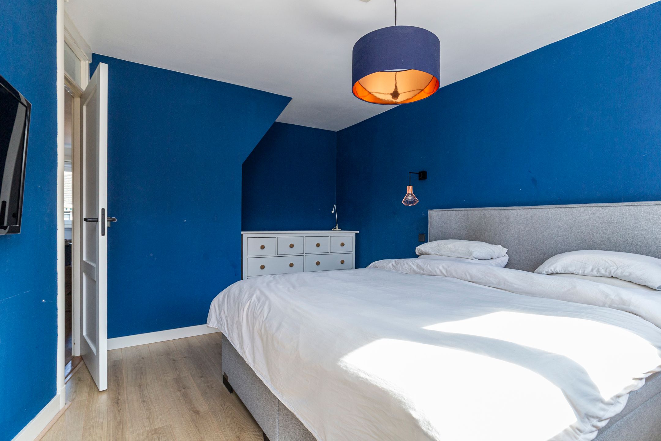 Foto 18 van Floresstraat 63