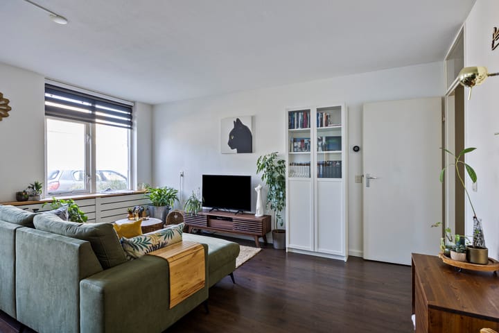 Foto 2 van Ridderspoor 24