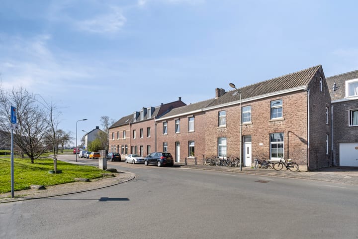 Foto 2 van Dolmansstraat 66