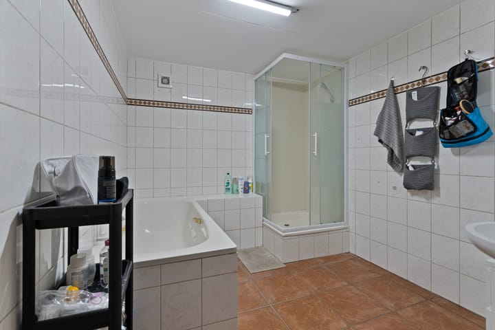 Photo 12 of Dolmansstraat 66