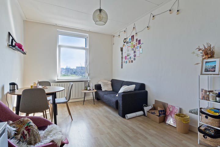 Photo 22 of Dolmansstraat 66