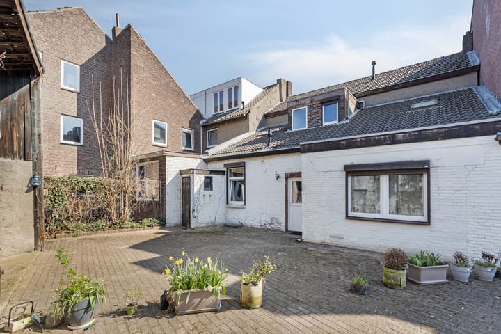 Photo 29 of Dolmansstraat 66